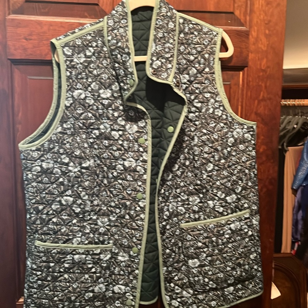 Lands End reversible quilted vest